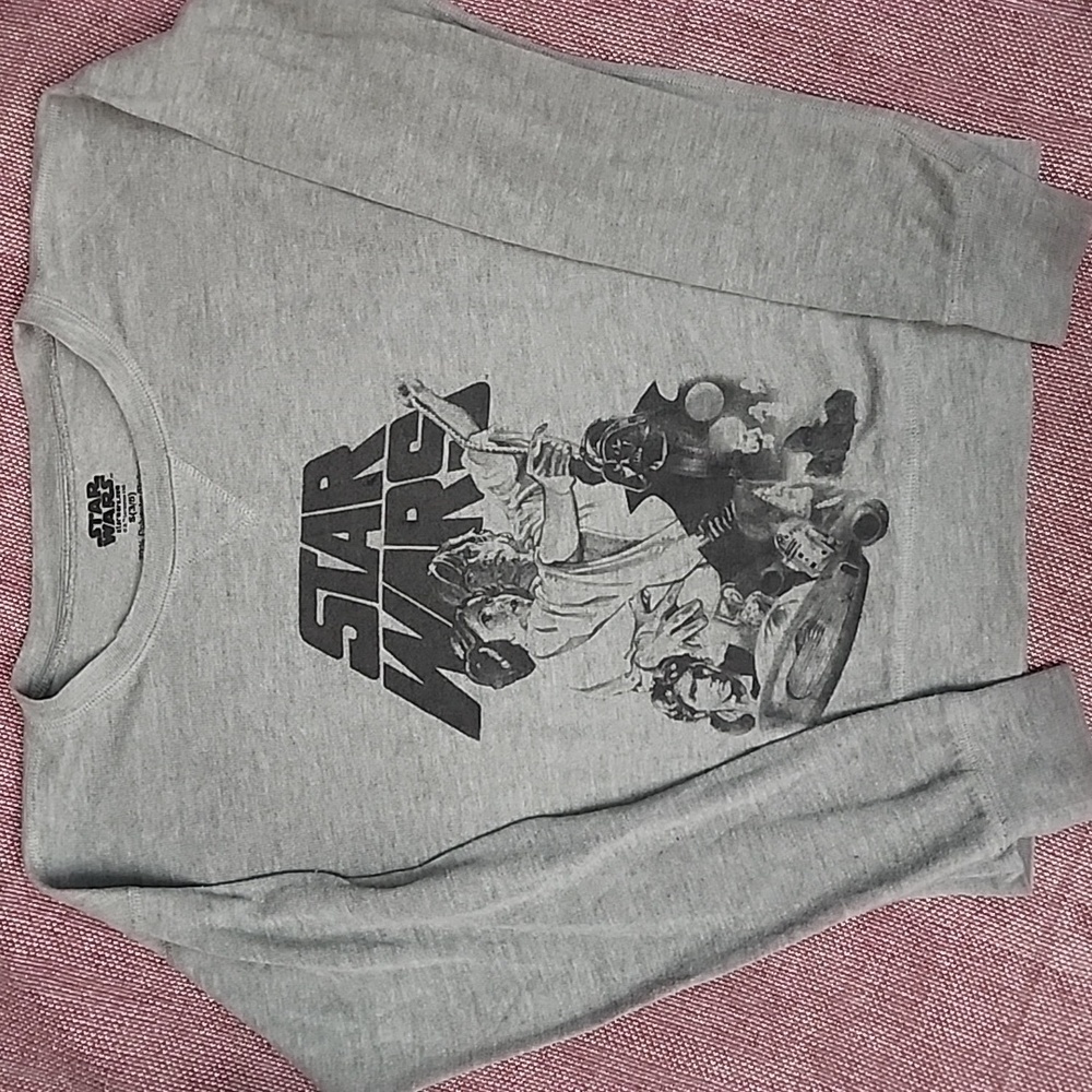 Star Wars Size Small Long Sleeve Sweatshirt Size Small (3-6)